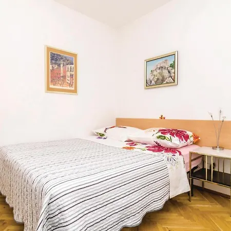 Amazing In With Kitchen
